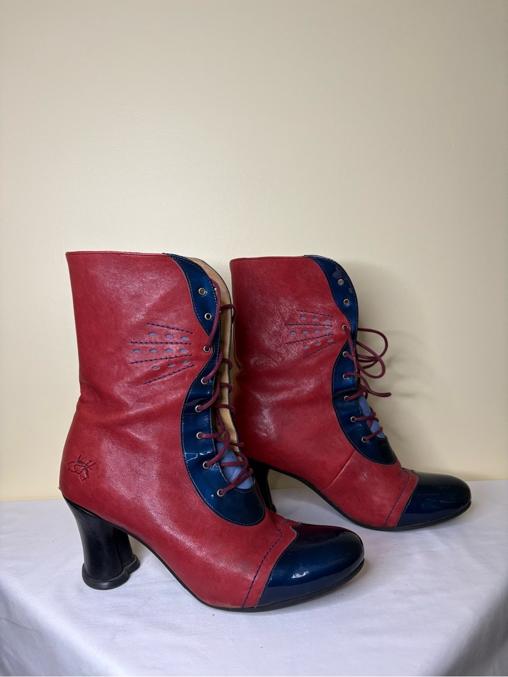 John Fluevog Red and Navy Lace-Up Heeled Ankle Boots Size 7.5